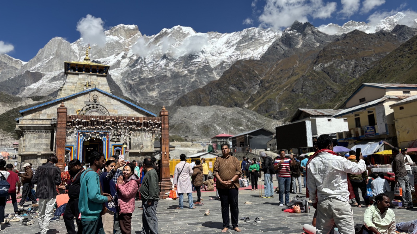 Kedarnath Temple wide view