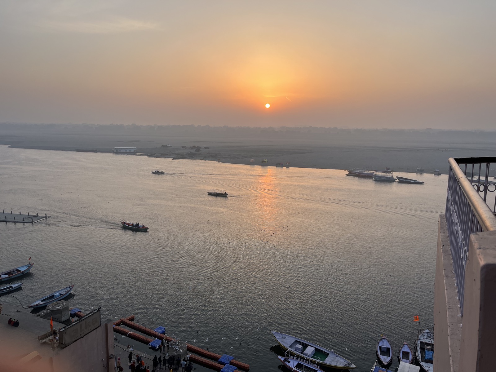 Varanasi ghat architecture